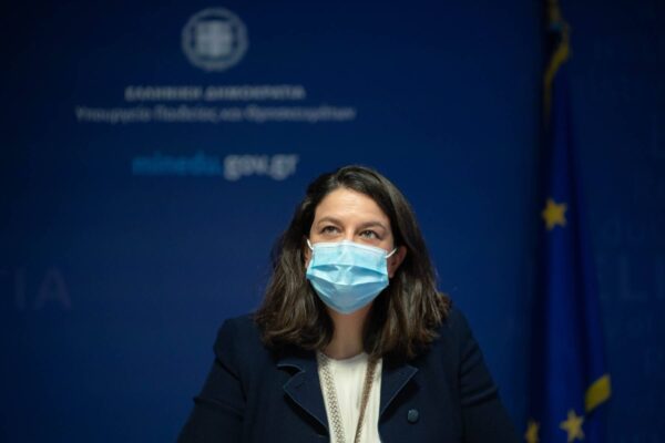 Κεραμέως: Τι είπε για κλείσιμο σχολείων, κρούσματα, testing