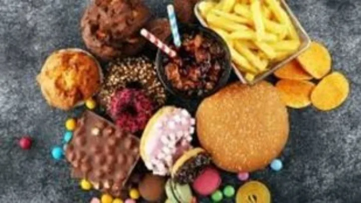 Πόσο φαγητό πετιέται παγκοσμίως στα σκουπίδια χωρίς να καταναλωθεί