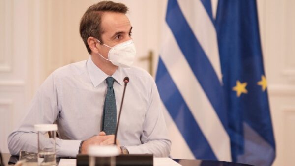 Μητσοτάκης – Τσιόδρας: Δεν τελειώσαμε με την πανδημία – Προβληματισμός για τις μεταλλάξεις