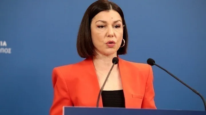 Πελώνη: Η λύση είναι οι εμβολιασμοί και όχι πρόσθετοι περιορισμοί