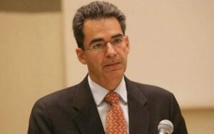 Συρίγος: Τι απαντά για τη διάκριση των πτυχιούχων ΦΠΨ Πανεπιστημίου Ιωαννίνων και ΕΚΠΑ