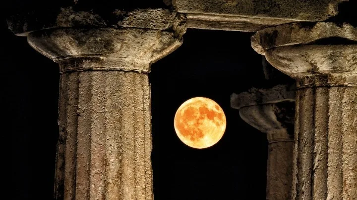 Πότε έχει Πανσέληνο Αυγούστου: Τι συμβαίνει με τις οπτικές απάτες
