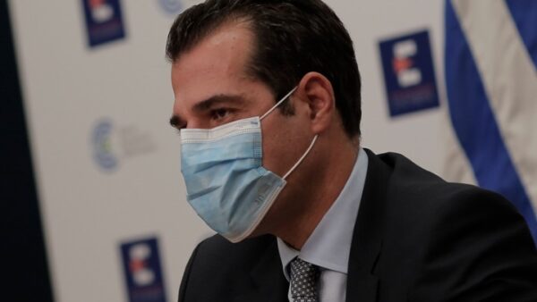 Εμβόλια: Έρχεται τέταρτη δόση για όλους; Όσα αποκάλυψε ο κ. Πλεύρης