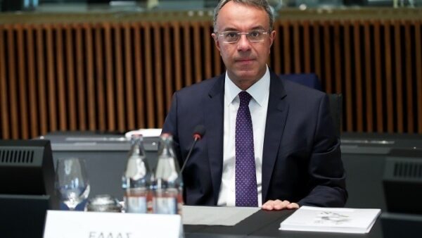 Παράθυρο για νέα μέτρα στήριξης νοικοκυριών το 2023