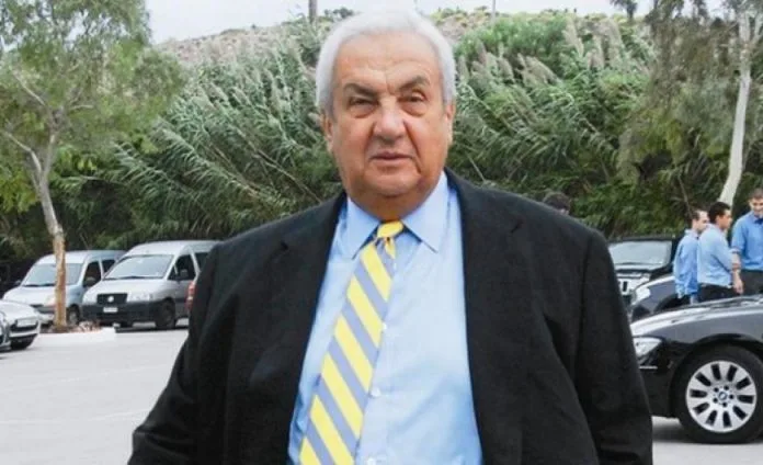 Πέθανε ο Δημήτρης Κοντομηνάς