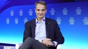 Ανακοινώνονται νέα μέτρα: Στις 12 η ώρα οι ανακοινώσεις – Ποιούς θα αφορούν