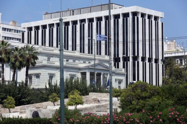 Ζαχάροβα για απέλαση Ρώσων διπλωματών από την Ελλάδα: Εχθρική κίνηση, θα απαντήσουμε κατάλληλα