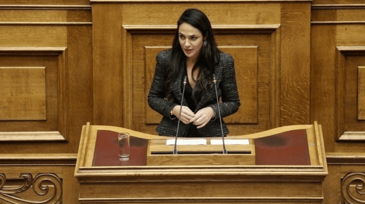 «Τέλος» η Δόμνα Μιχαηλίδου από το Υπουργείο Παιδείας – Ποιός πάει στη θέση της