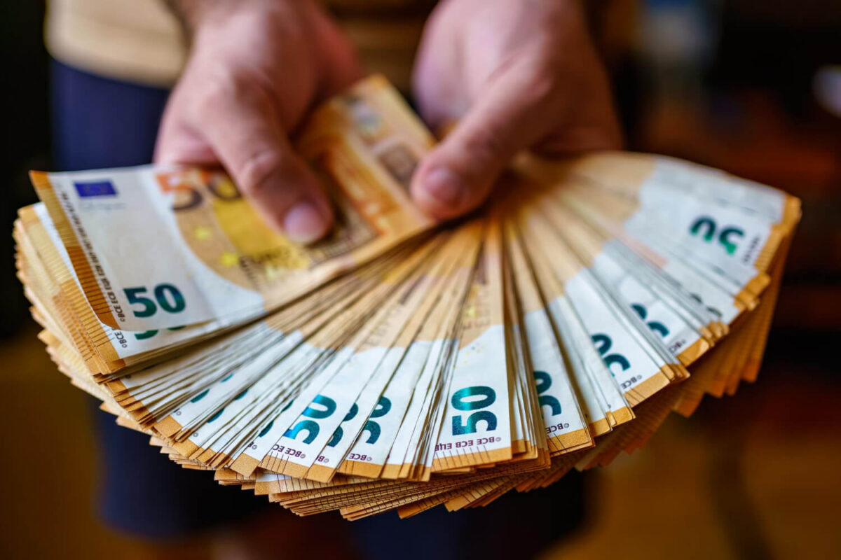 Έρχεται ΝΕΑ επιταγή ακρίβειας το Πάσχα και αύξηση επιδομάτων