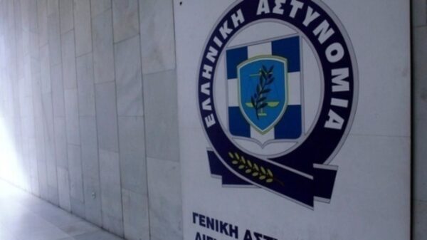 Στο αυτόφωρο μητέρα ανήλικου για τον βανδαλισμό σχολείου και την κλοπή χιλιάδων ευρώ