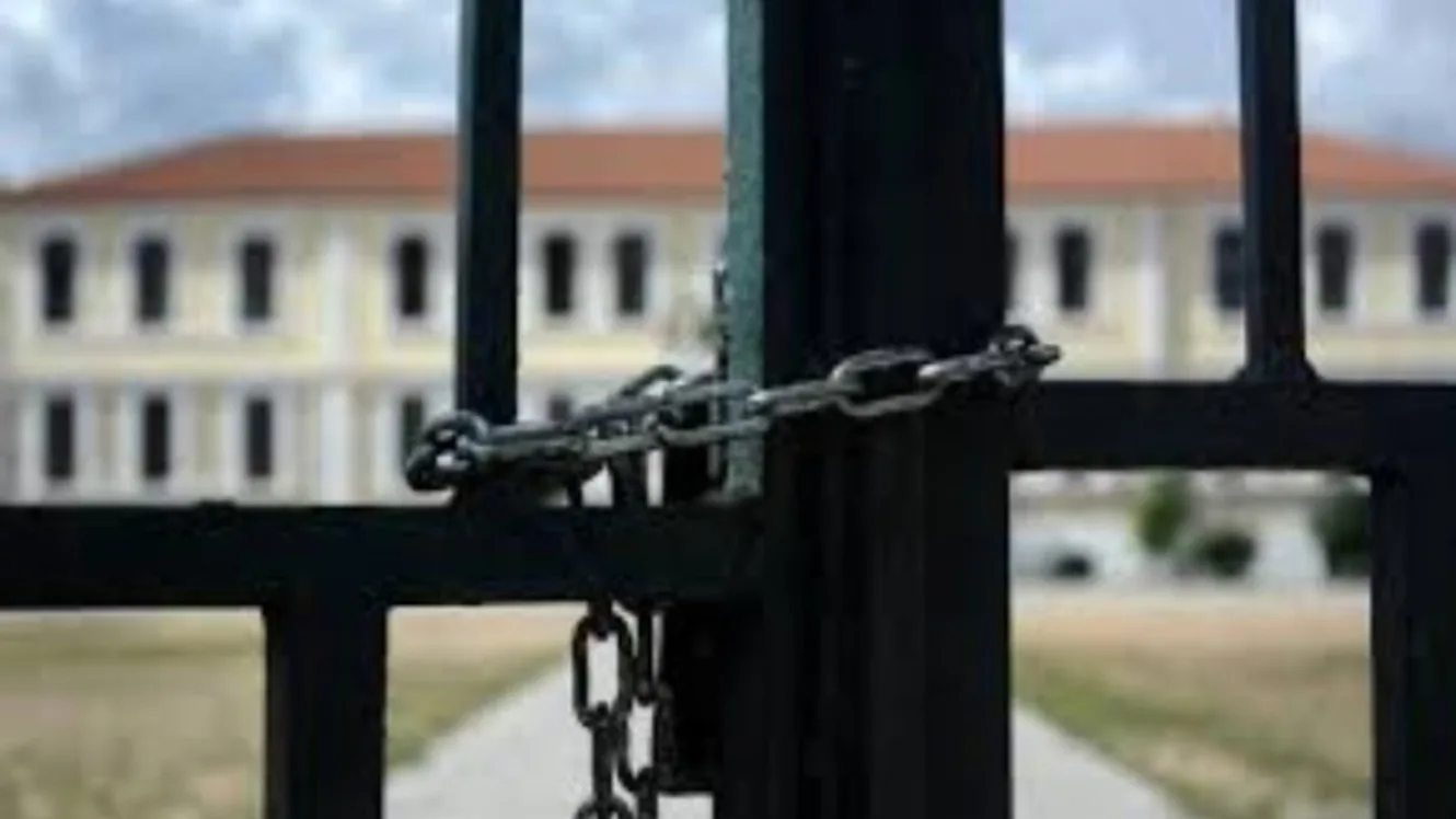Η ΟΙΕΛΕ προσφεύγει στην Ευρωπαϊκή Επιτροπή για τις αναιτιολόγητες απολύσεις στην ιδιωτική εκπαίδευση