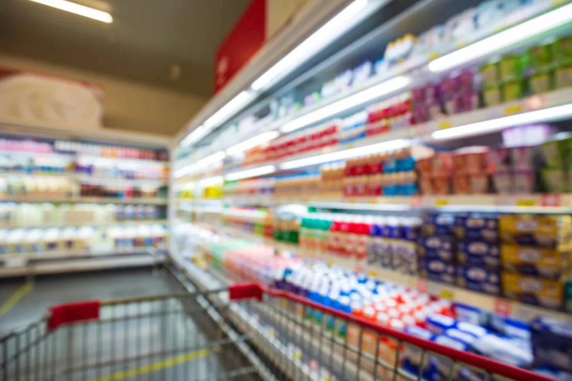 Τρόφιμα με διπλή τιμή στα σουπερμάρκετ - Δείτε τι θα ισχύσει