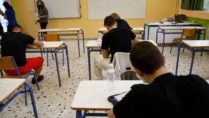 Πανελλήνιες 2025: Αριστούχοι αποκαλύπτουν το μυστικό της επιτυχίας