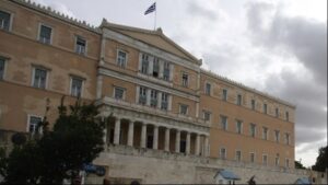 Σοβαρές κοινωνικές επιπτώσεις από τη μείωση των voucher στα ΚΔΑΠ