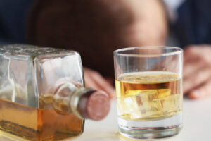 Αλκόολ, χρήση καπνού και υπερβολική ενασχόληση με τυχερά παιχνίδια: Ανησυχητικά στοιχεία για τους Έλληνες εφήβους