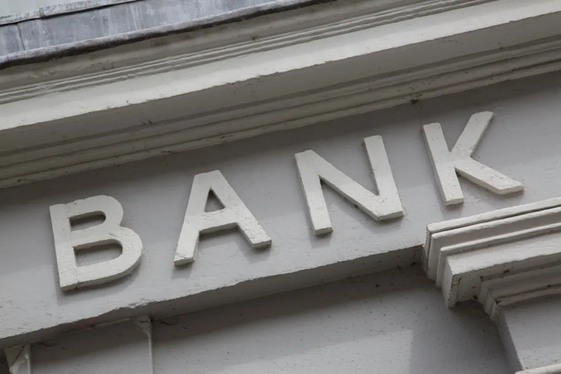 ΣΑΣ ΕΝΔΙΑΦΕΡΕΙ! Τι αλλάζει στις μεταφορές χρημάτων μεταξύ τραπεζικών λογαριασμών από 1η Σεπτέμβρη