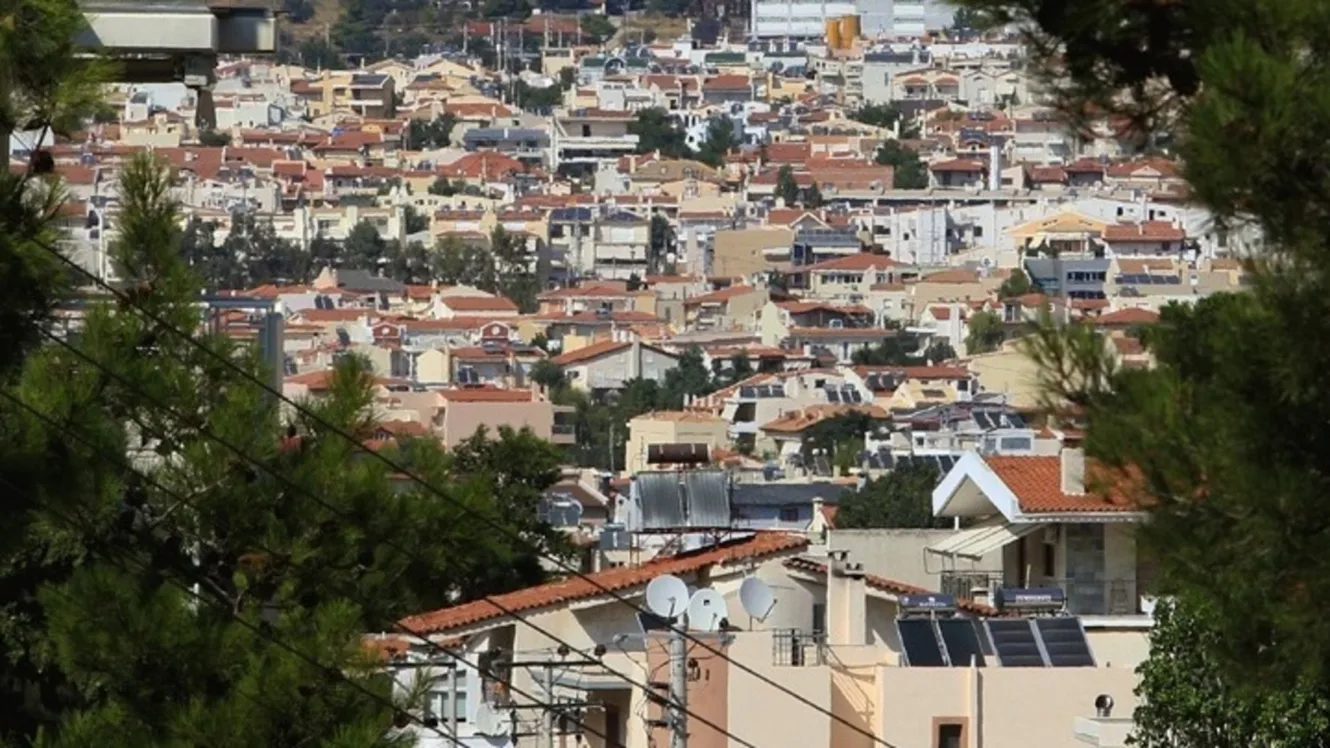 Αλλάζουν οι προτιμήσεις στην αγορά ακινήτων – Ποια σπίτια αγοράζουν οι Έλληνες το 2024 και γιατί