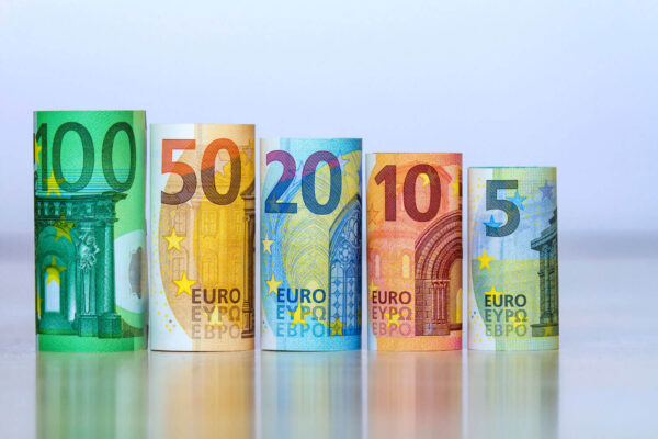 ΣΑΣ ΕΝΔΙΑΦΕΡΕΙ! ΑΛΛΑΖΕΙ το επίδομα παιδιού