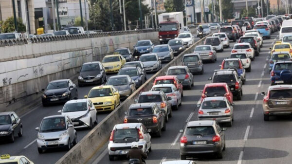 «Έξυπνες» κάμερες στους δρόμους: Έχουν καταγραφεί χιλιάδες παραβάσεις – «Καμπανάκι» για ηλεκτρονικές απάτες