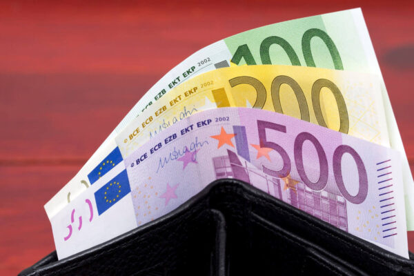 Πρόγραμμα ΔΥΠΑ με μισθό πάνω από 1.000 ευρώ – Δικαιούχοι