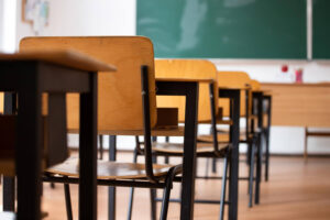 «Βουλιάζουν» από κενά τα σχολεία – 1.084 χαμένες διδακτικές ώρες στη Ζάκυνθο