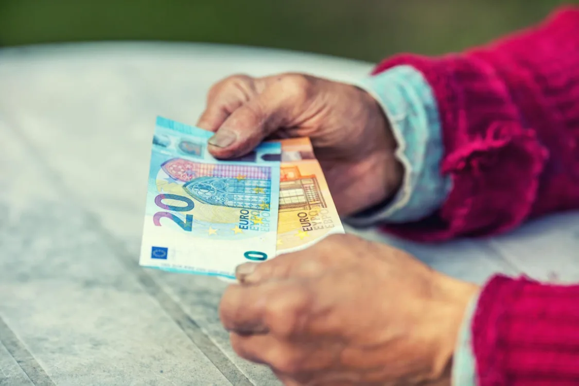 ΔΥΠΑ: Δωρεάν κάλυψη εισφορών για μακροχρόνια ανέργους - Τι προβλέπει το μέτρο