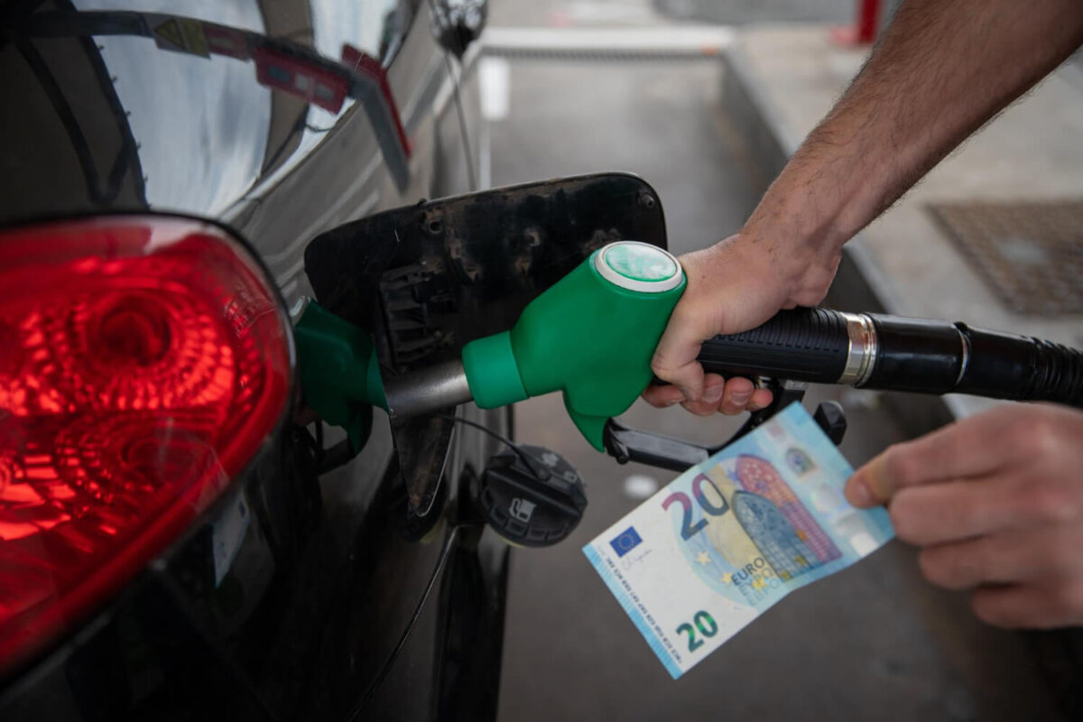 Fuel Pass: Τα ποσά, οι προϋποθέσεις και η διαδικασία αίτησης