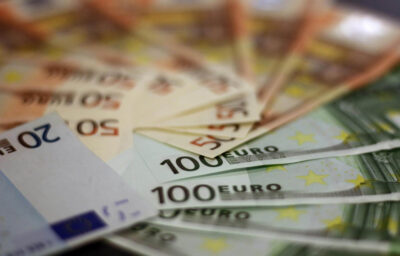 Επίδομα έως 600 ευρώ για σπουδαστές –  Δικαιούχοι, κριτήρια και αιτήσεις