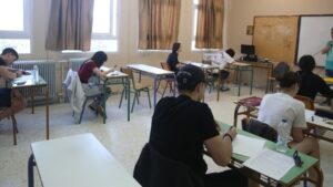 Πανελλήνιες 2026: Δίδυμοι ξεπέρασαν το πρόβλημα υγείας και «σάρωσαν» στις εξετάσεις