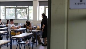 Εθνικό Απολυτήριο: Τι μπορεί να αλλάξει σε Λύκειο, αξιολόγηση και Πανελλαδικές – Ξεκινά η συζήτηση