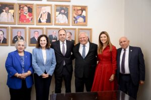 Ζαχαράκη από Τορόντο: Ενισχύεται η ελληνόγλωσση εκπαίδευση – Τι ανακοίνωσε για την Ομογένεια