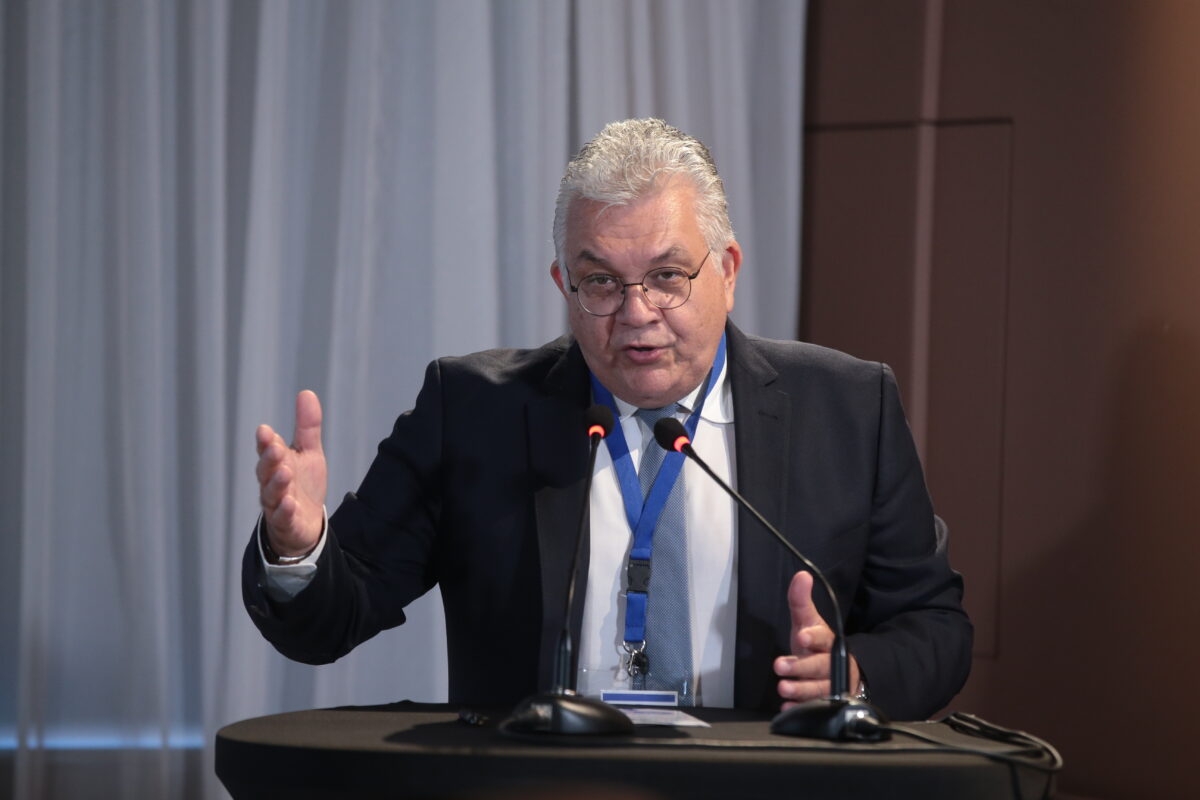 Παπαϊωάννου για προσλήψεις αναπληρωτών: «Εξακολουθούν να υπάρχουν κενά» – Τι είπε για τη Β΄ φάση