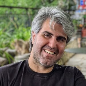 Όταν η Υπολογιστική Γλωσσολογία βγαίνει από το αμφιθέατρο: Τρεις ψηφιακοί βοηθοί για ανθρώπους που τους χρειάζονται