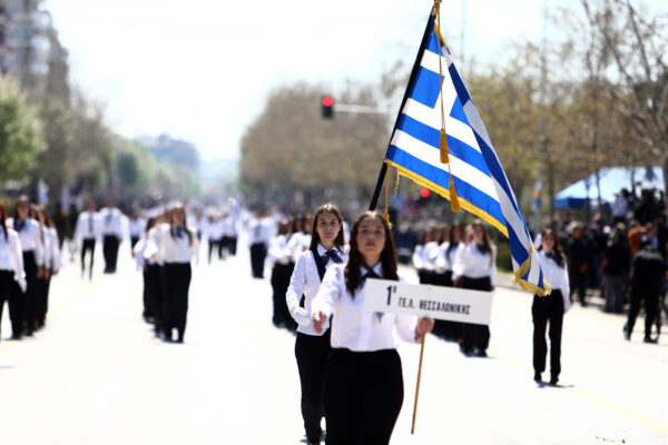 28η Οκτωβρίου: Πώς θα γίνουν οι παρελάσεις σε Αθήνα και Θεσσαλονίκη – Αναλυτικά το πρόγραμμα