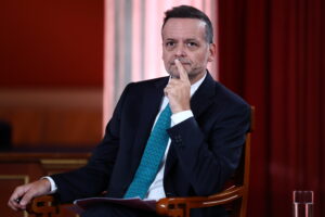 Γκράβα: «Έστησαν επικοινωνιακό σόου στις πλάτες των παιδιών» – Ξέσπασμα Δούκα για το πόρισμα του ΤΕΕ