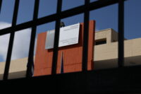 Κραυγή αγωνίας από τους γονείς μετά τη διαρροή αερίου σε σχολεία του Κολωνού – «Τα παιδιά μας και τα μάτια σας!»